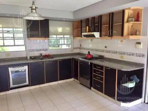 Casa en Venta al Este