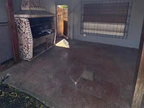 Casa en Alquiler en Hurlingham, $ 900.000
