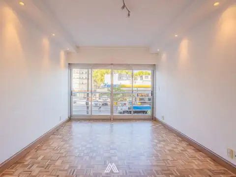 VENTA APARTAMENTO 3 DORMITORIOS CON RENTA POCITOS