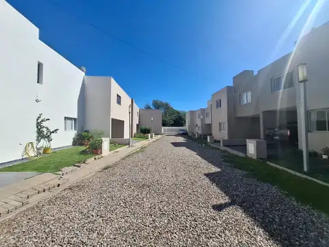 Depto Tipo Casa en Venta de 6 ambientes