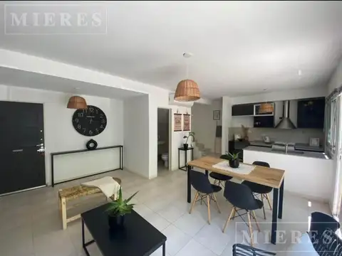 Casa 3 ambientes con 1 baño