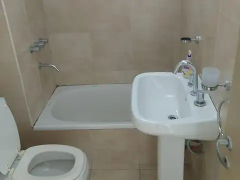 Monoambiente con Balcón Aterrazado y Amenities.