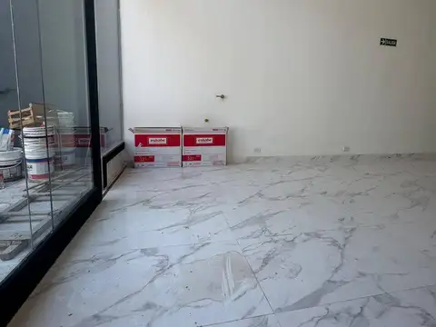 Local comercial en alquiler ubicado en 5.ª Sección Residencial Sur
