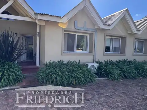 Casa en Venta en Santa Ana, USD 300.000