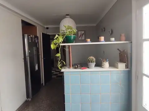 Casa 6 ambientes con 3 baños