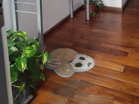 Córdoba 2500, Piso 5