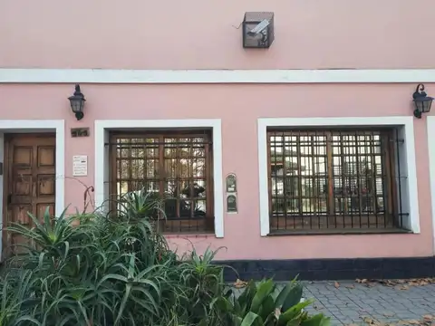 Oportunidad en Lote de 320 m² cerca de Estación Sáenz Peña.