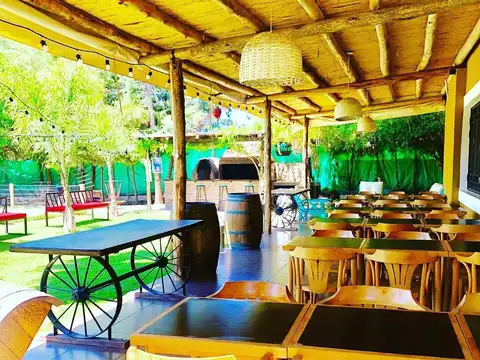 Alquiler Restaurante habilitado estilo Pulpería totalmente equipado