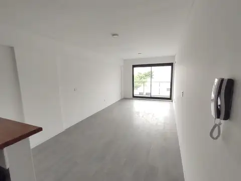 Ovidio Lagos 1018 , Piso 4