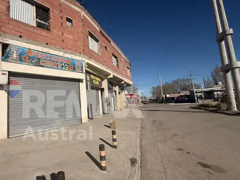 5 LOCALES COMERCIALES MAS DEPTOS A TERMINAR, KM 8