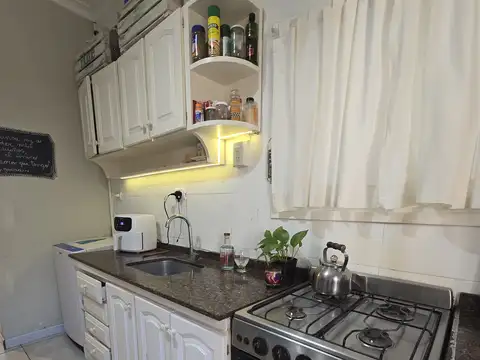 Depto Tipo Casa 4 ambientes con 2 baños