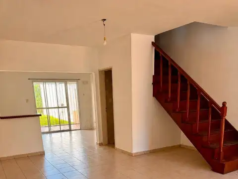 Casa en Alquiler en Carapachay, $ 1.900.000
