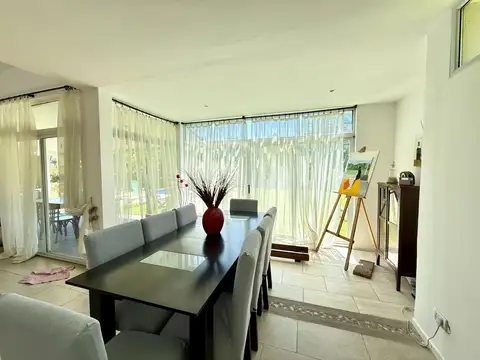 Casa en Alquiler en Las Fuentes I, USD 800