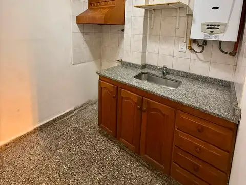 Depto Tipo Casa 2 ambientes con 1 baño
