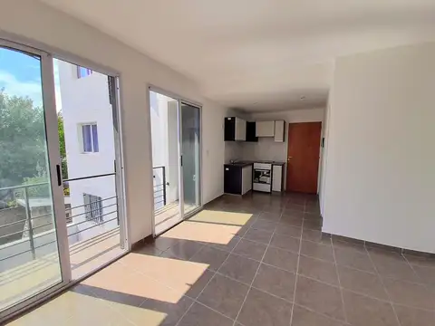 Alquiler Monoambiente con balcón - Barrio Cinco Esquinas - Rosario