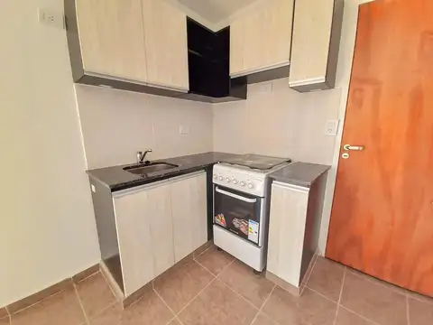 Departamento en Alquiler en Cinco Esquinas, $ 350.000