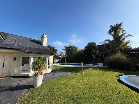 Casa 6 ambientes con 6 baños
