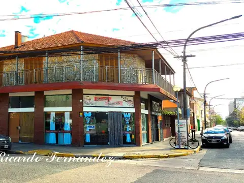 2 DEPARTAMENTOS, COCHERA Y TERRAZA EN BLOCK