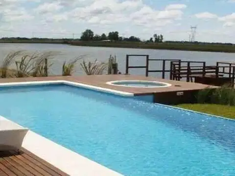 venta Lote en Barrio Santa Rita - RETAZADO