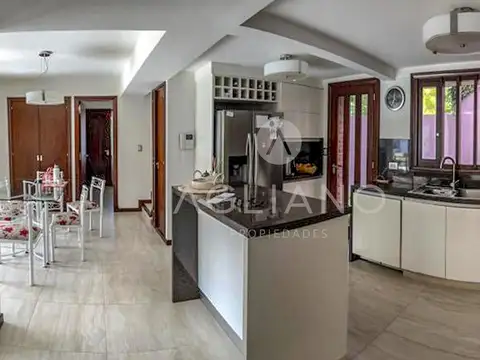 Casa en Alquiler Temporal de 4 dormitorios