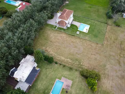 Terreno en Venta 25  mts Frente