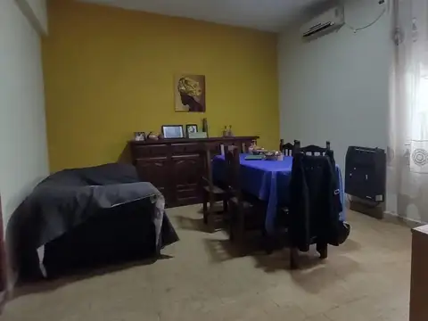 Casa en Venta en Villa Sarmiento, USD 85.000