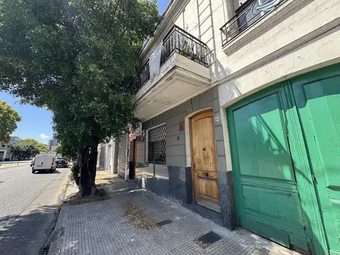Depto Tipo Casa en Venta de 6 ambientes