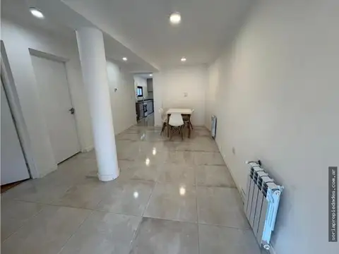 Depto Tipo Casa en Venta con 1 cocheras