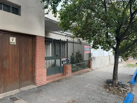 Casa en pleno Centro de la Ciudad- Zona Facultad Medicina-