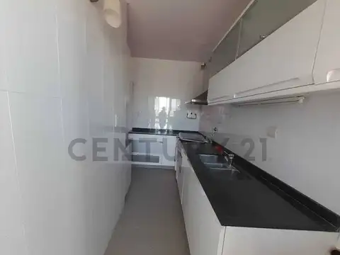 Sargento Cabral 100, Piso 0