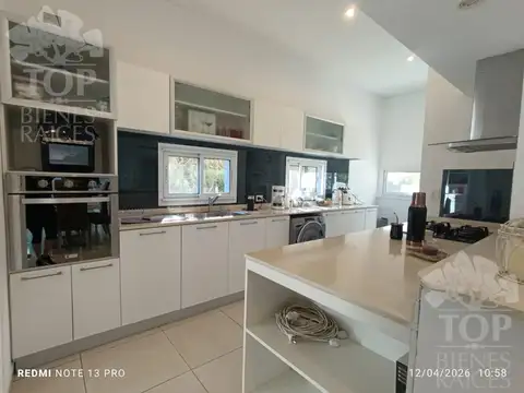 Casa en Venta en El Canton, USD 310.000