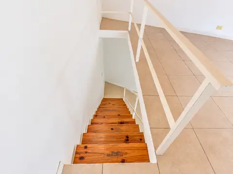 Depto Tipo Casa en Venta al Oeste