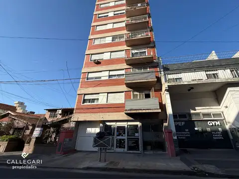Departamento de 3 ambientes en Berazategui Centro. APTO A CREDITO