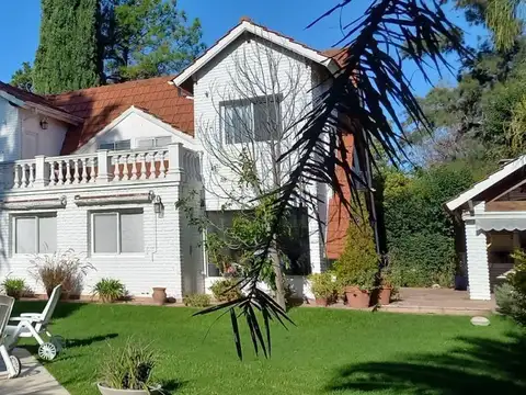 APTO CREDITO  ACEPTA DEPTO EN CABA- Casa en Country Club Privado Loma Verde - Escobar