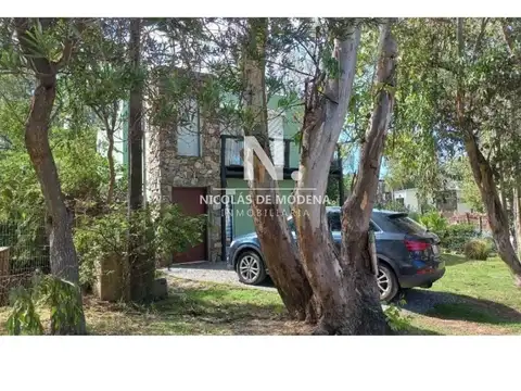 Casa en Alquiler en Manantiales, USD 11.000