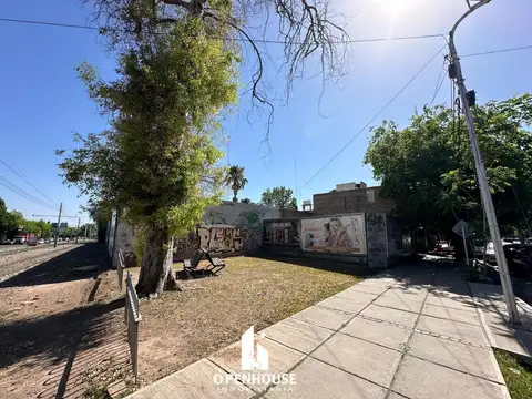 BELGRANO Y PUEYRREDON