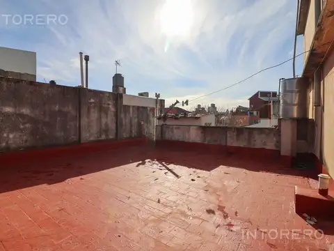 Depto Tipo Casa en Venta 40 años