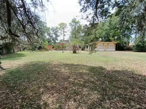 GRAL. RODRIGUEZ - EXCELENTE UBICACIÓN - QUINTA 1480 M2.+ PILETA MATERIAL - MUY CERCA DE  AUTOPISTA