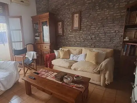 Depto Tipo Casa en Venta de 3 ambientes