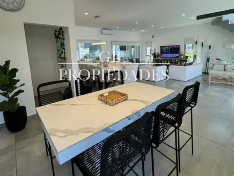 Casa en Alquiler 8 años