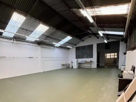 galpon en venta de 250 m2 mataderos