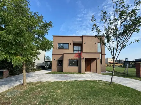 Casa en Venta en Santo Tomas, USD 250.000