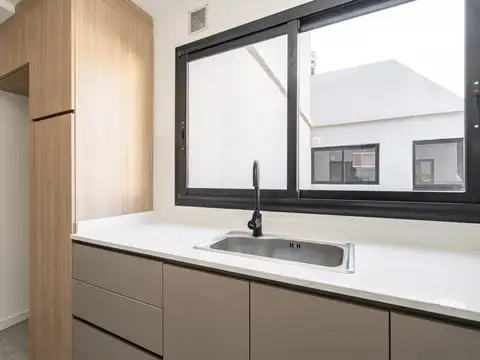 Depto Tipo Casa 4 ambientes con 2 baños