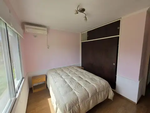Casa de 2 dormis + comodin en Puerto Roldan