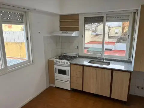 Departamento en Alquiler con 1 cocheras