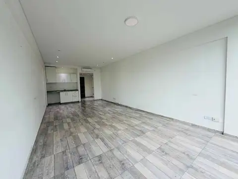 46 Plaza. Agora III. Av Caamaño 1100