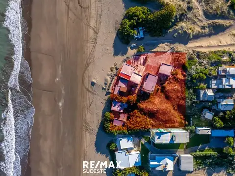 VENTA  EN BLOQUE 6 LOTES FRENTE AL MAR MAS CONTRUC
