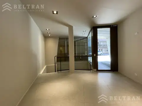 Oficina 2 ambientes con 1 baño