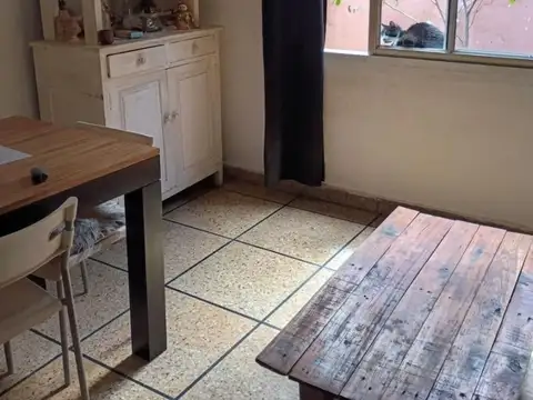 Depto Tipo Casa en Venta 60 años