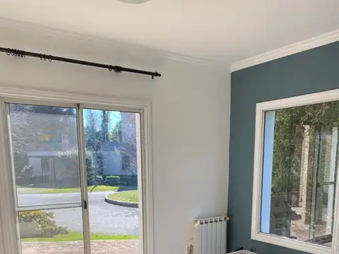 Casa en Venta en Los Senderos I, USD 349.000